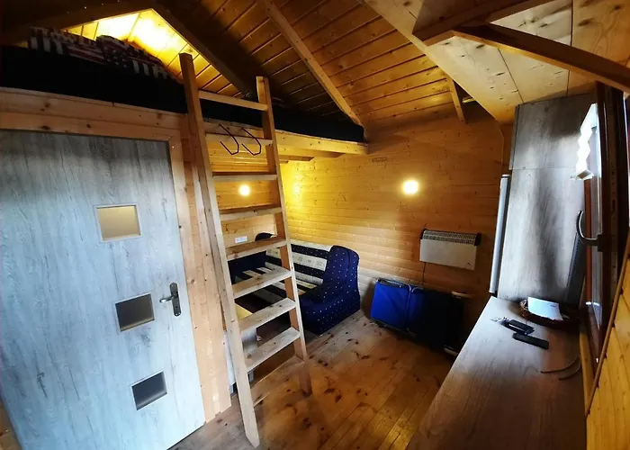 Niewygodny Z Wlasnym Podworkiem Domek letniskowy Wisełka